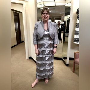 NWOT Women’s Formal Dress 16W